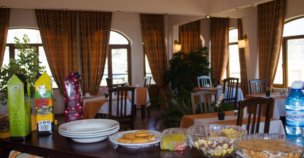 Old City Inn Hotel Баку Екстериор снимка